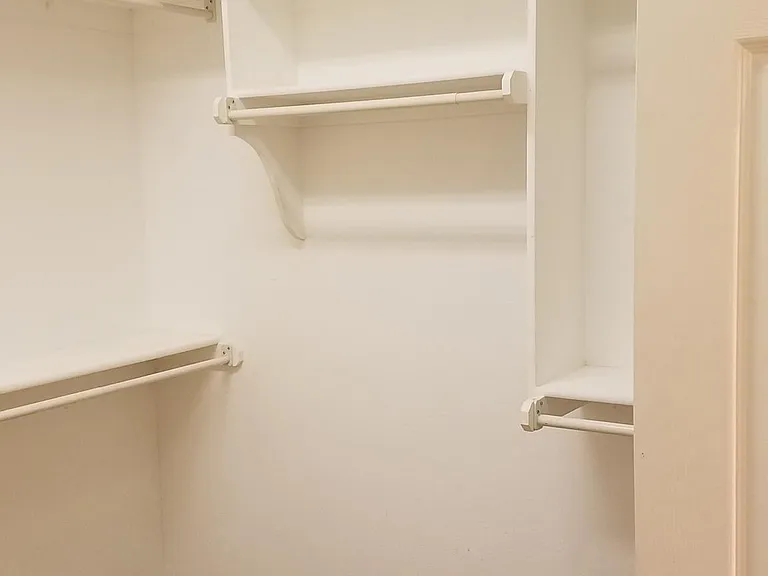 Walk-in closet