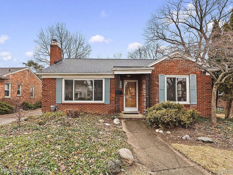 1st image of 2440 Ferncliff Ave