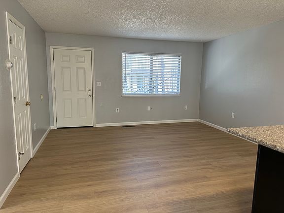 5th image of 350 Pleasant St APT 1
