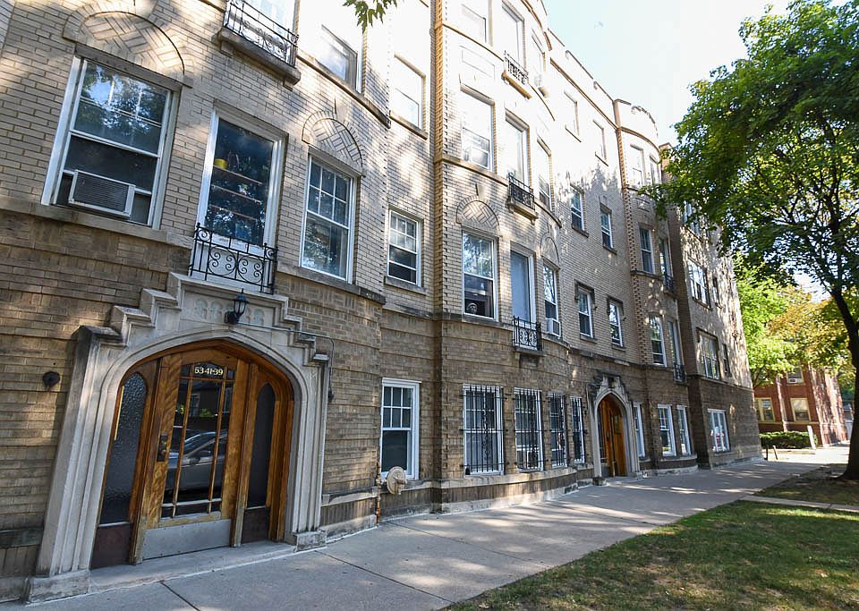 1st image of 6341 N Greenview Ave #F1