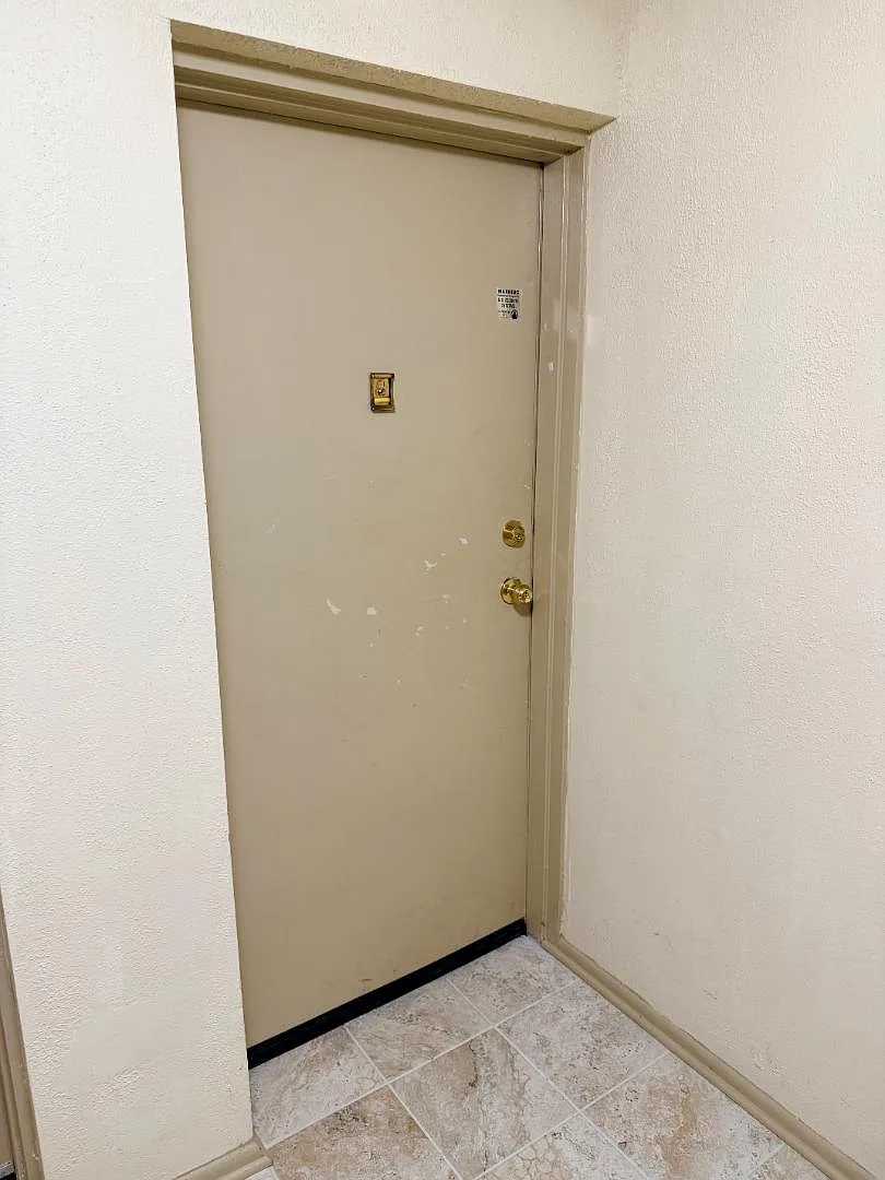 Unit Photo - 5 Suntop Ct #T1