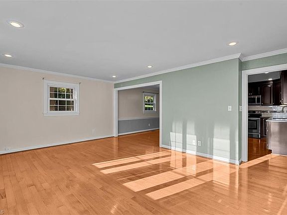 5th image of 4530 Chebar Dr