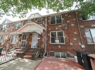 13216 89th St, Ozone Park, NY 11417