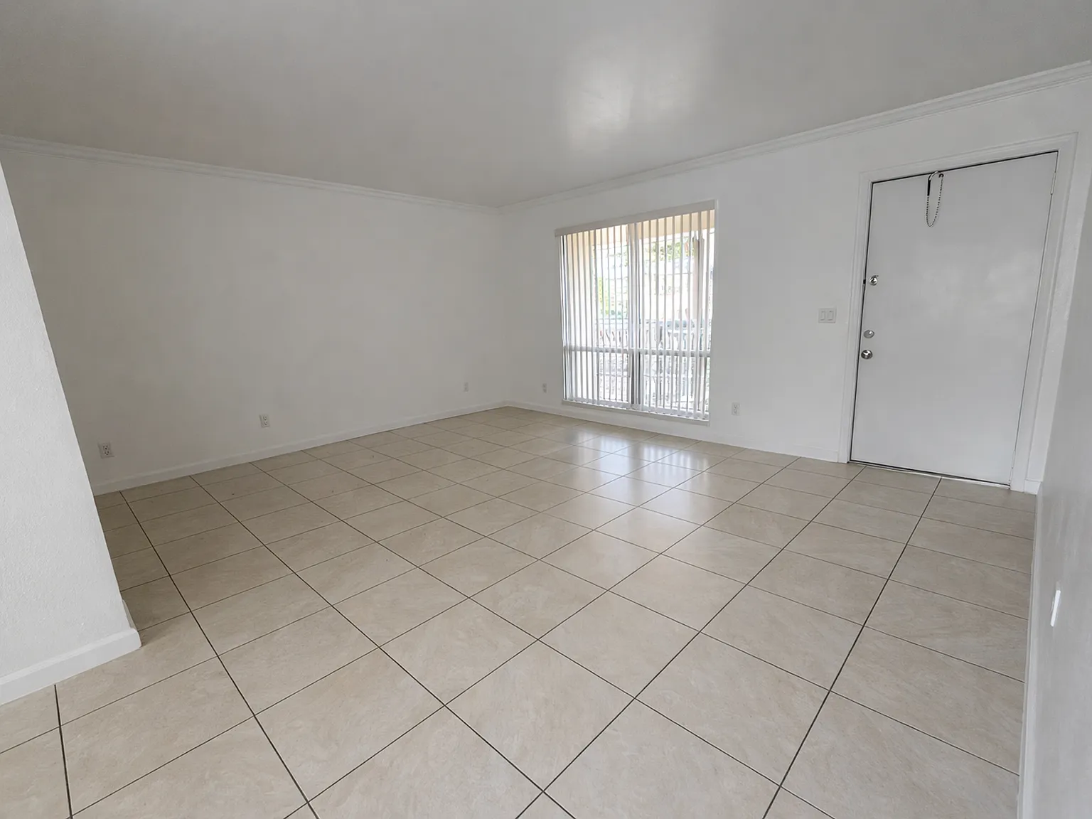 3500 Jackson St Hollywood, FL 33021 — Photo 3