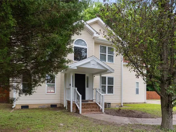 6218 Whaley Ct, Norfolk, VA 23502