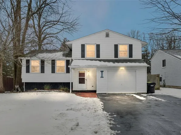 103 Tallowood Ct, North Syracuse, NY 13212