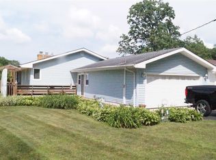 4235 Oaklane Rd, Rockford, IL 61109