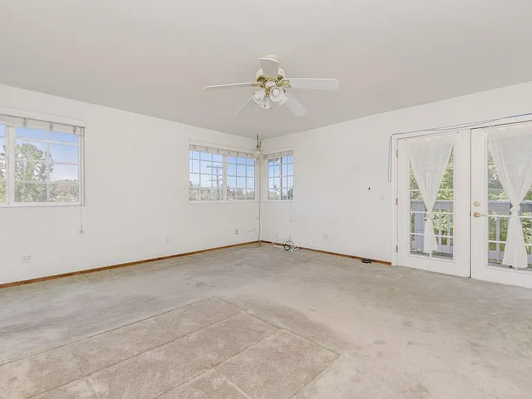 5993 Howell Dr — Photo 19