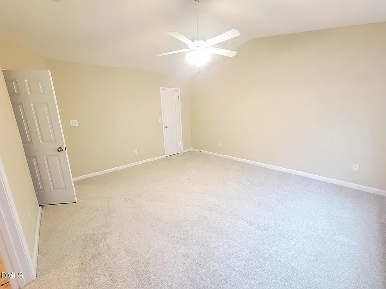 8327 Glenwood Springs Ct — Photo 22
