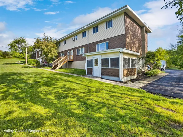 881 Albany Post Unit 35a Road, New Paltz, NY 12561