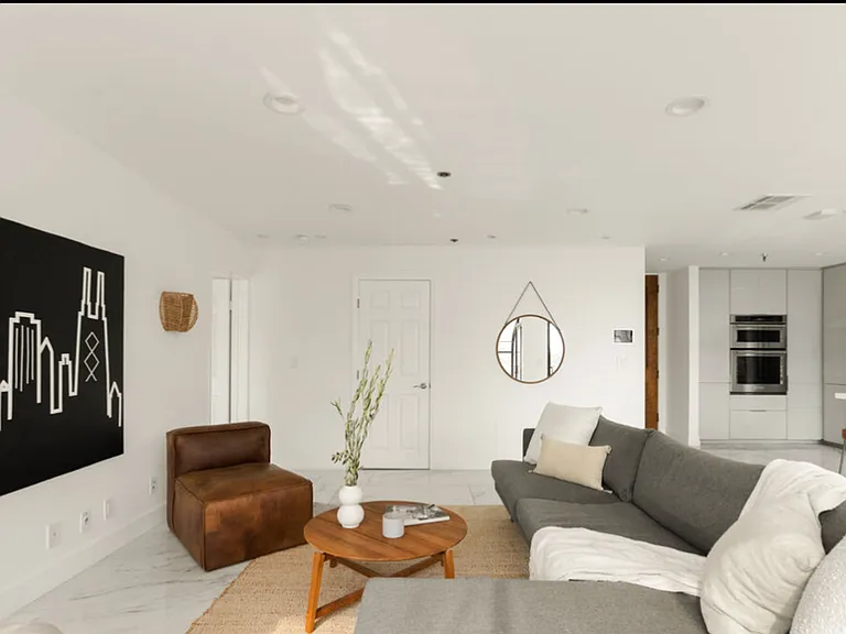 121 S Hope St #607 — Photo 6