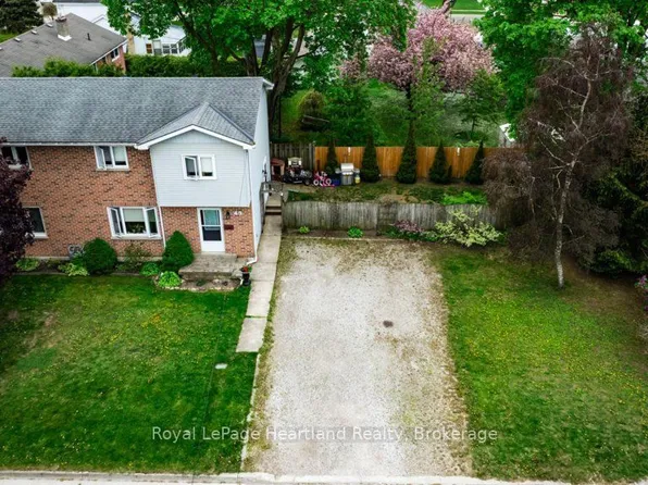 49 Wellington St W, South Huron, ON N0M 1S2
