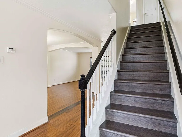 14015 Crossvale Ln — Photo 10