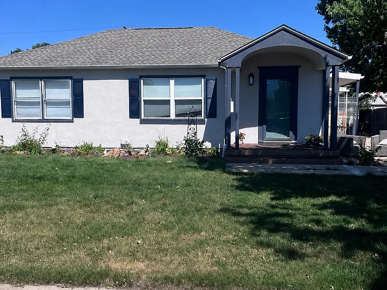 N Wahsatch Ave — Photo 1