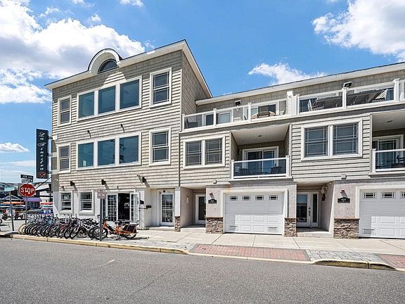 5th image of 4010 Pleasure Ave Unit 3