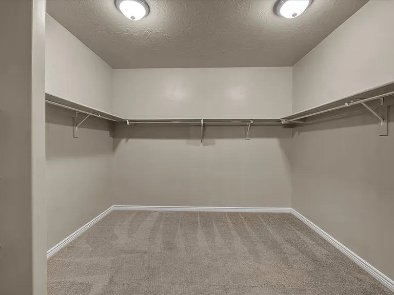 3714 E Archturus Dr — Photo 15