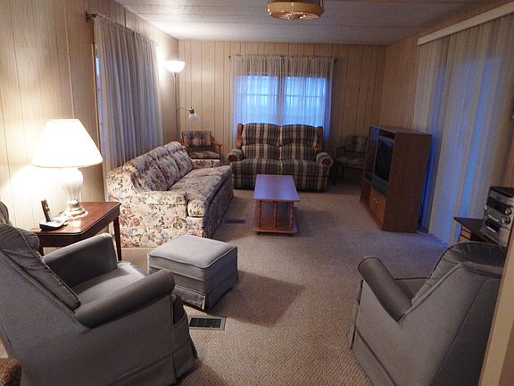 5th image of 82072 1st Ave N