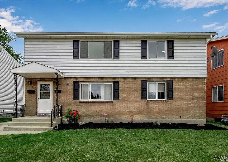 1st image of 71 Fradine Dr #2