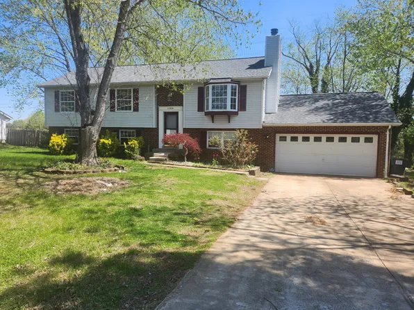 11259 Edgewood Dr, Bealeton, VA 22712