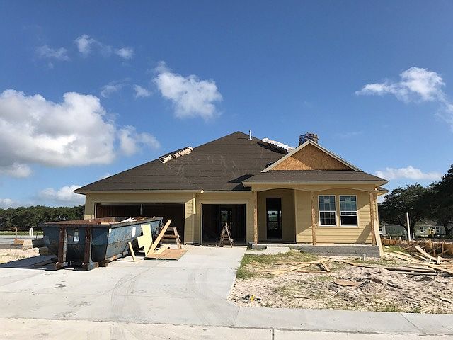 153 Highwood Dr