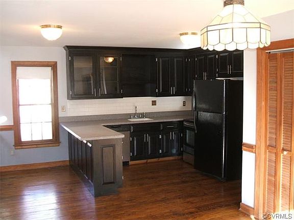 2nd image of 2716 Woodmont Dr