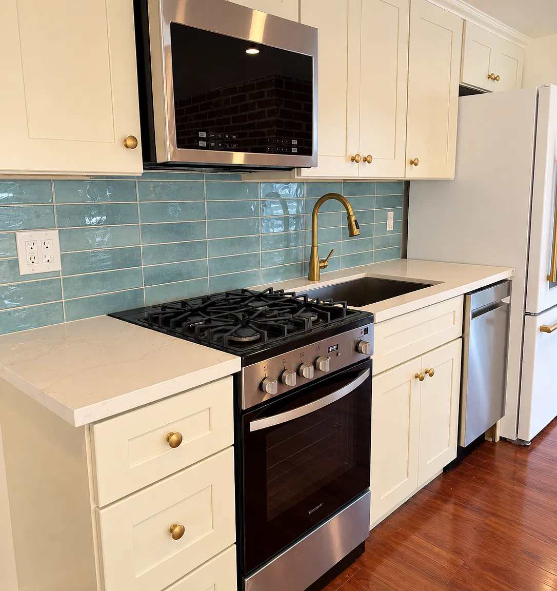 1 bed, 800 sqft, $3,595 — Photo 3