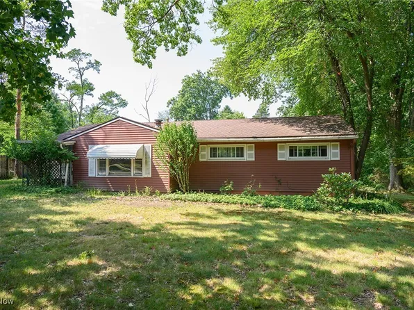 3984 Baumberger Rd, Stow, OH 44224