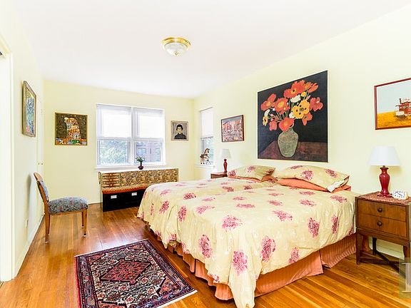 5th image of 3750 Hudson Manor Ter APT 3HW