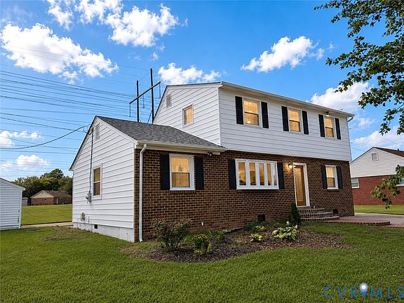3rd image of 504 Mango Ct