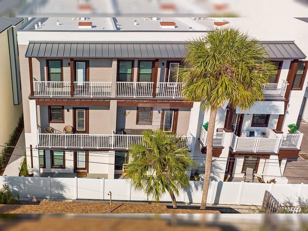 946 Highland Ave, Dunedin, FL 34698 Zillow