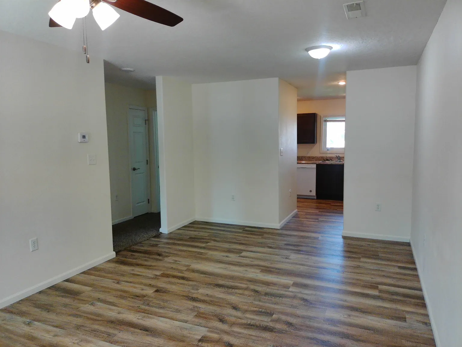 2 bed, 792 sqft, $800 — Photo 3