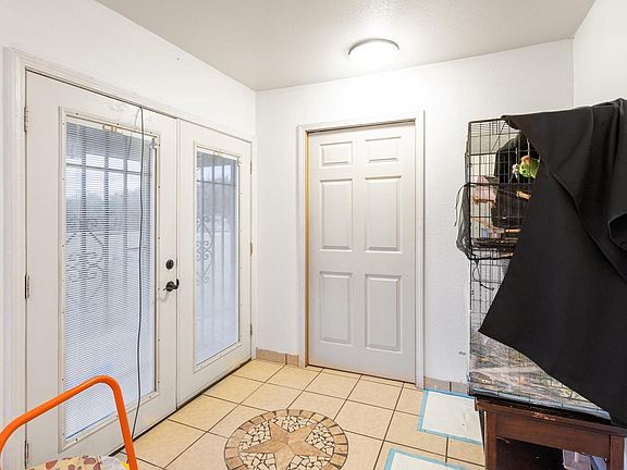 5th image of 176 Old Lexington Rd Unit C