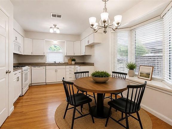 4th image of 3001 Nancy Dr
