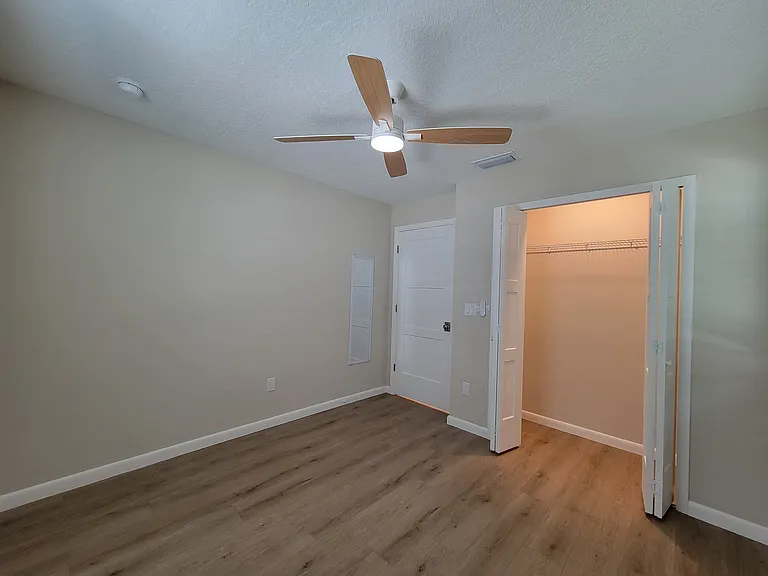 515 26th Ave N #1/2 — Photo 11