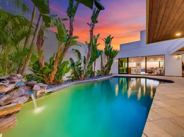 5842 Sagebrush Rd, La Jolla, CA 92037