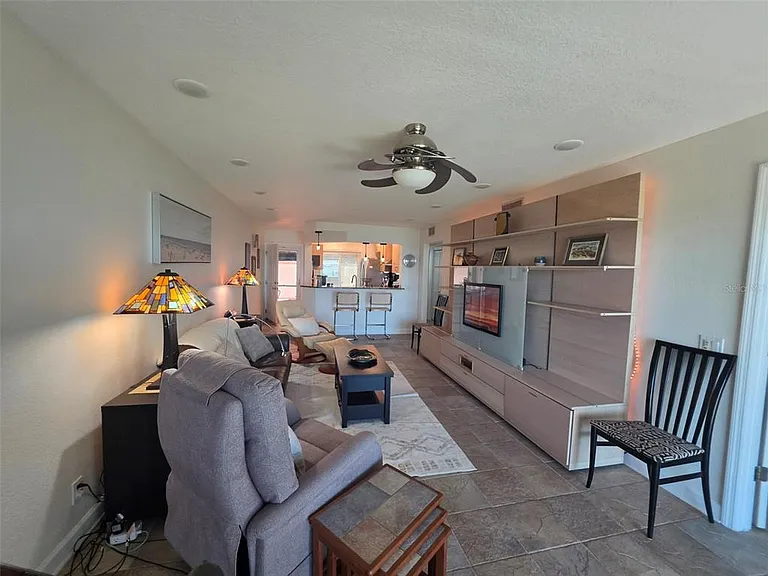 6295 Bahia Del Mar Cir #111 — Photo 15