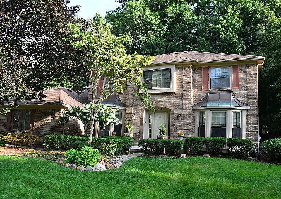 1st image of 38751 Westchester Ln
