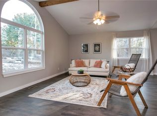 1 Stronsay Ln, Bella Vista, AR 72715