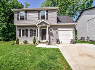 5020 Lakeview Dr, Mentor, OH 44060