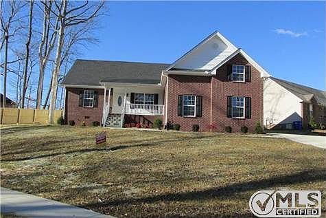 1st image of 411 Artesa Dr