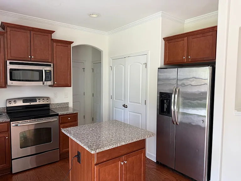 128 Bayside Dr — Photo 9