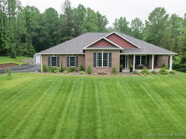 845 S Bay Hill, North Vernon, IN 47265