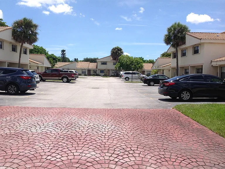 3129 Coral Ridge Dr #3129 — Photo 6