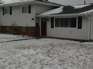 5520 Vickie Ln, Bedford heights, OH