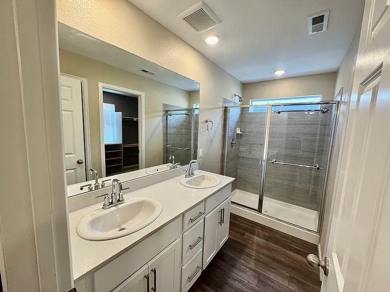 765 N Shawnee St — Photo 17