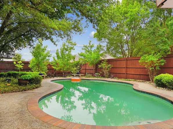 412 Vasey Oak Dr, Keller, TX 76248