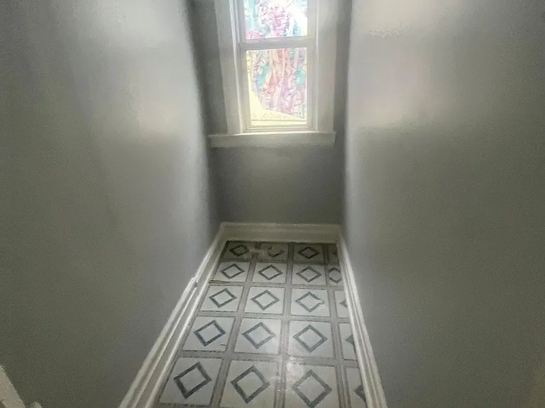133 Isabella Ave #1 — Photo 10