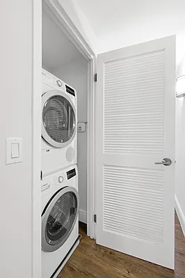 Rented by Stonehenge NYC LLC | media 5