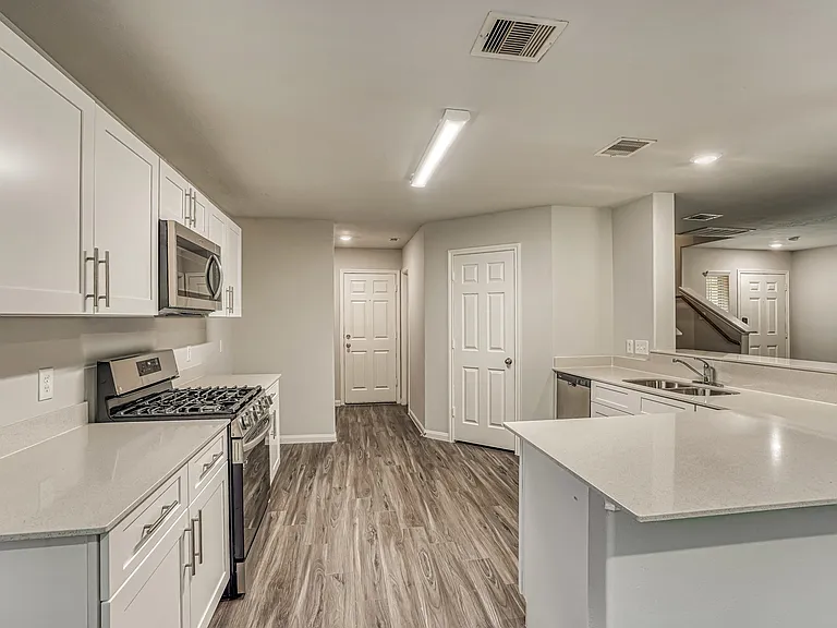 5738 S Brenwood Dr — Photo 9