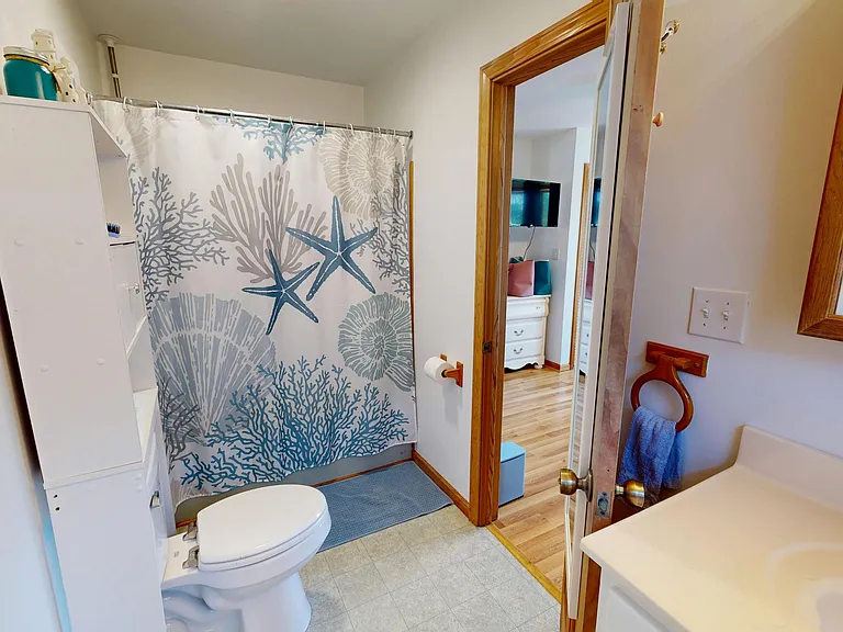701 Teakwood Ln — Photo 16